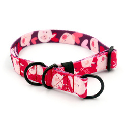 Obroża półzaciskowa Zakochana Świnka szeroka na 2 cm, dla małych psów, czarne dodatki