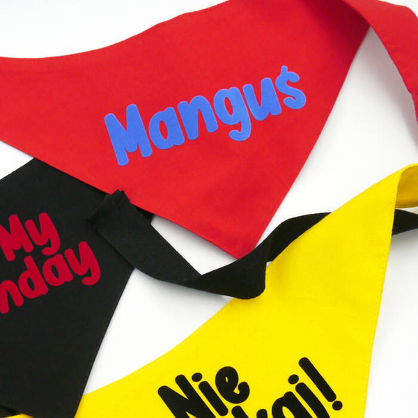 Bandana z imieniem Psa Psiakrew, personalizowana chusteczka czerwona apaszka niebieski napis