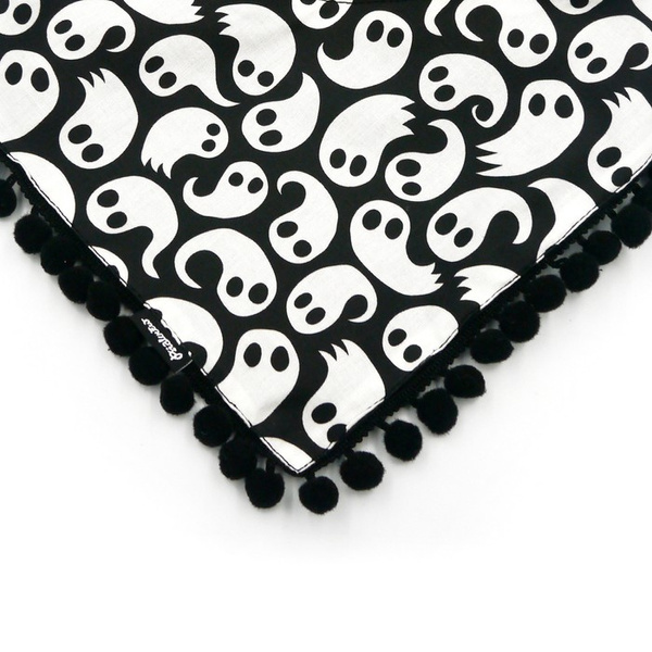 Halloween Dog Bandana Ghosts Psiakrew, handkerchief style to tie around your pet’s neck