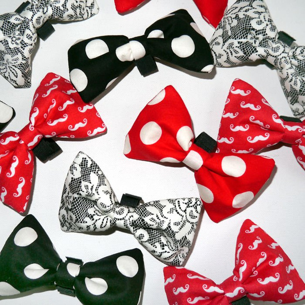 Dog Bow Tie, gift for dog, Pet Bow Tie, Bowtie, Collar Attachment, model Toadstool