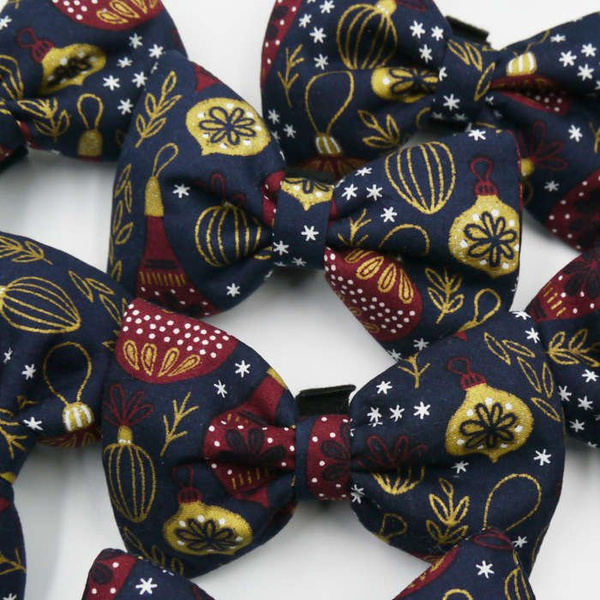 Christmas Dog Bow Tie Bubble, Pet Bow Tie, Bowtie, Collar Attachment
