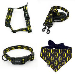 ZUBEHÖRSATZ. Mittlerer Hund. Bat Dog Psiakrew - Serie; Halsband, Geschirr, Leine, Bandana