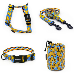 ZUBEHÖRSATZ. Großer Hund. Ducky Duck Psiakrew - Serie; Halsband, Geschirr, Leine, Sachet für Hundeleckerli