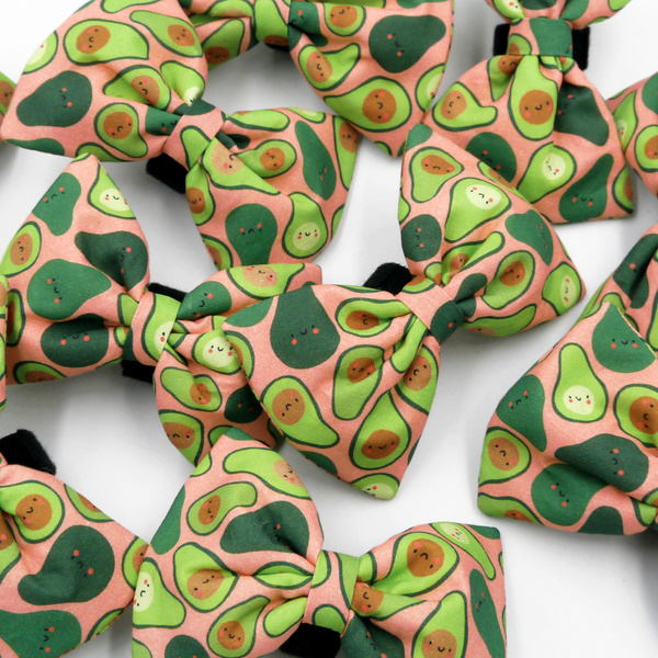 Psiakrew Dog Bow Tie Guacamole Time, elegant classic bow