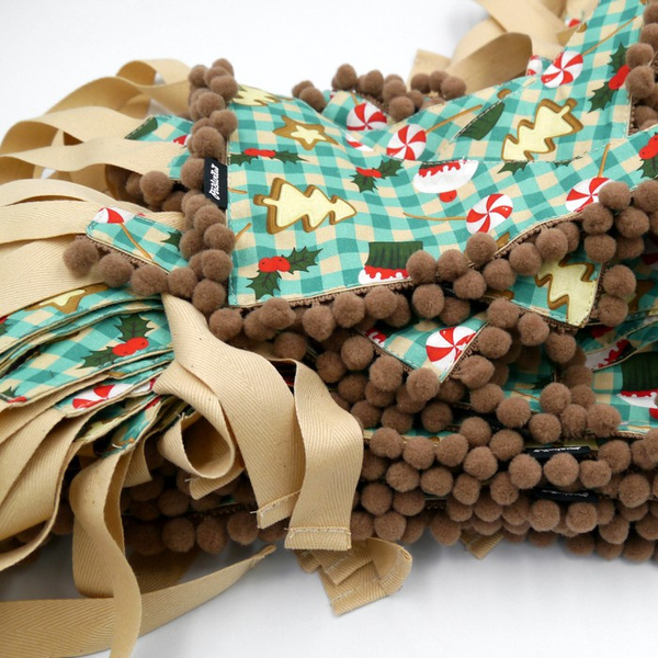 Psiakrew dog bandana, tied handkerchief, Christmas motifs Yam, pompoms